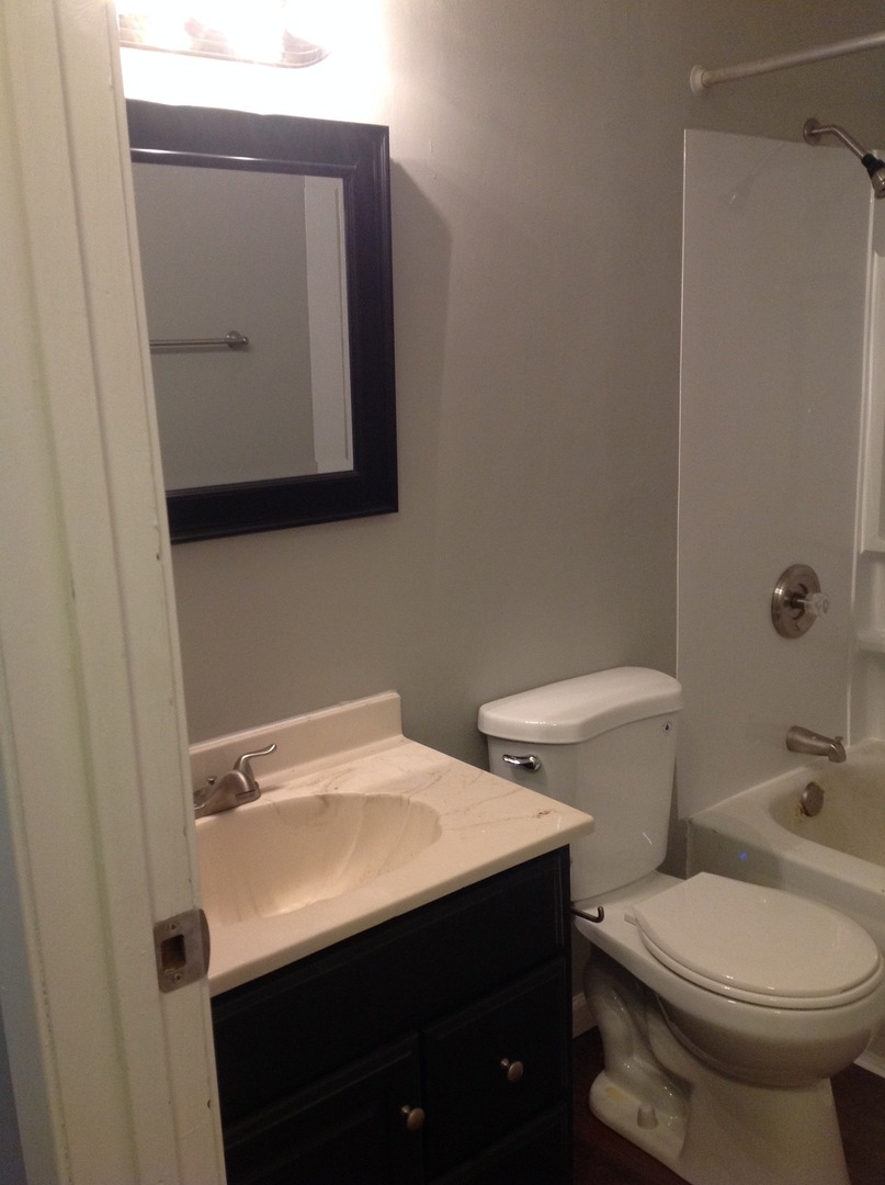 Lafayette House: 813 South Wagonwheel Trail