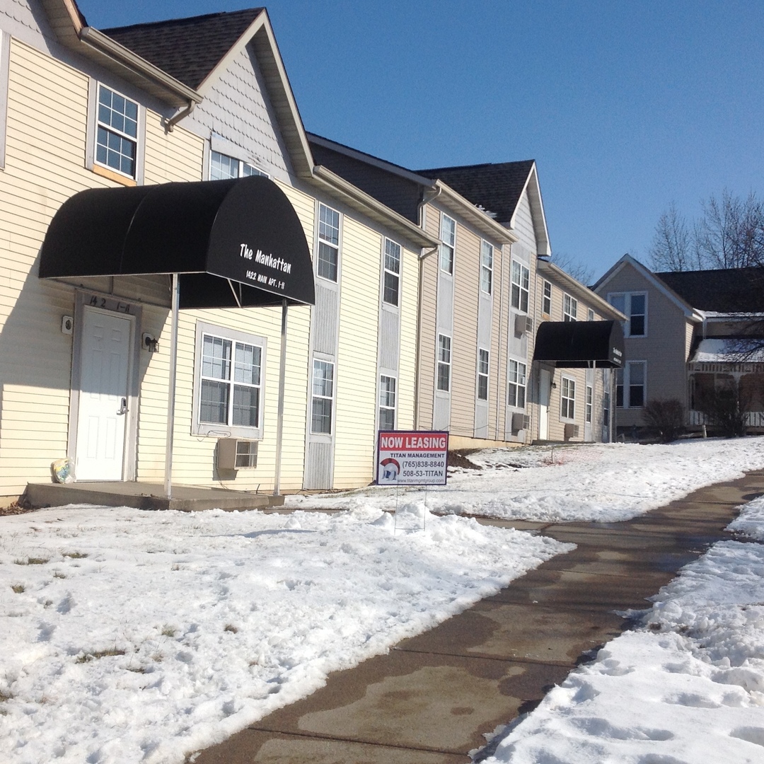 Lafayette Apartment: 1422 Main Street