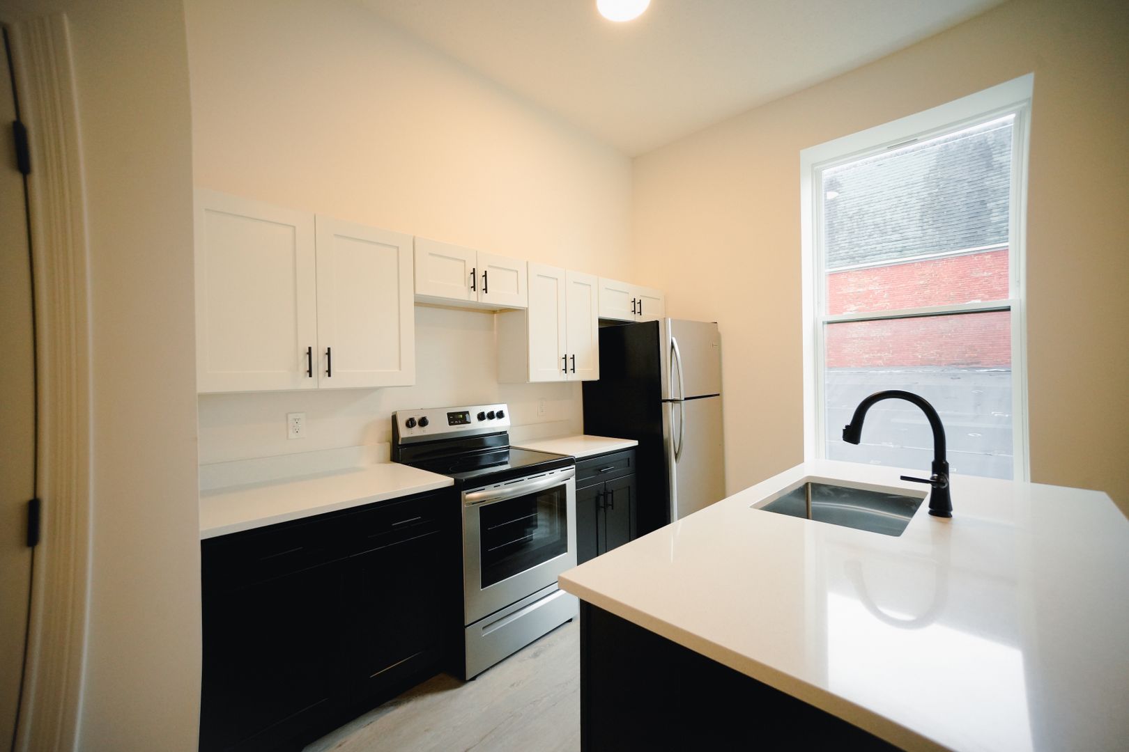Frankfort Apartment: 350 N. Main Street