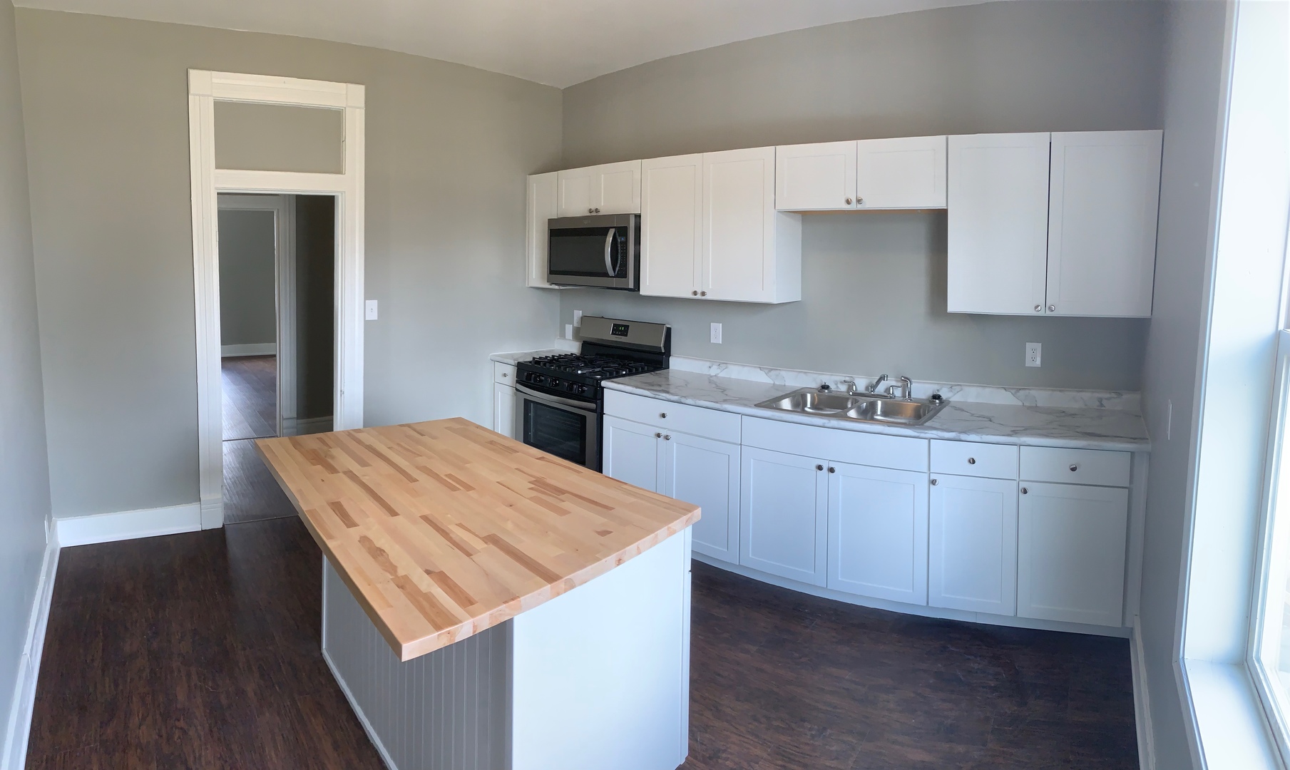 Frankfort Apartment: 360 E. Walnut St.