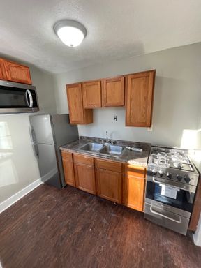 651 E Wabash St - Unit 01, Frankfort, IN 46041