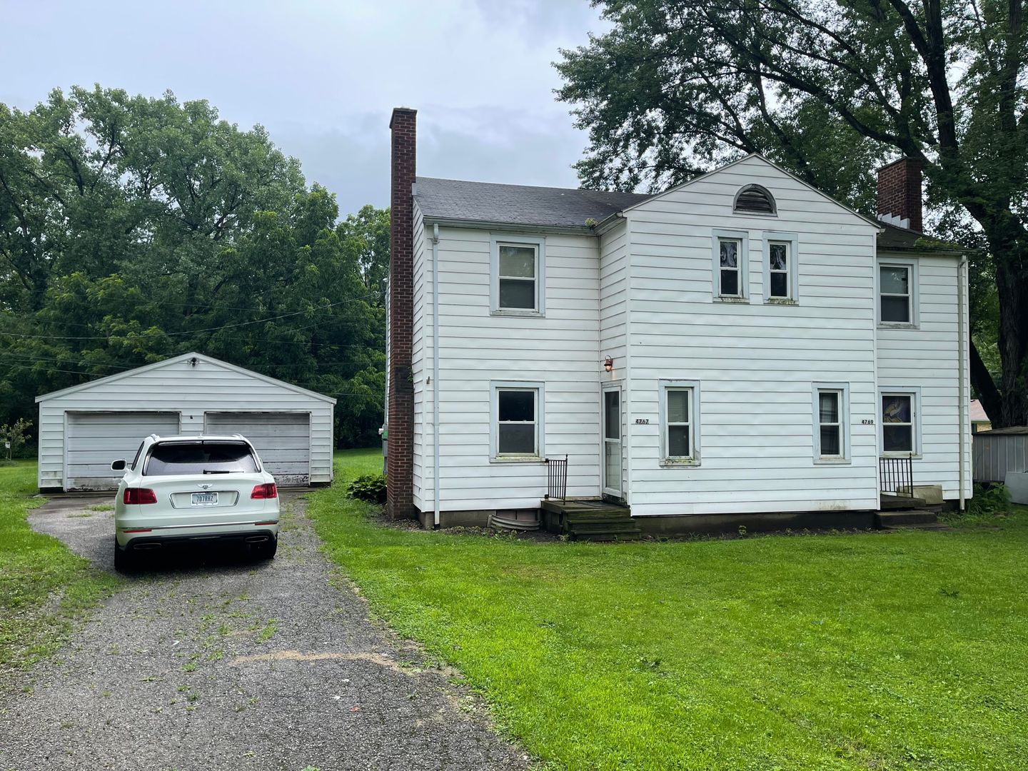 West Lafayette Apartment: 2562 Brookview Ln