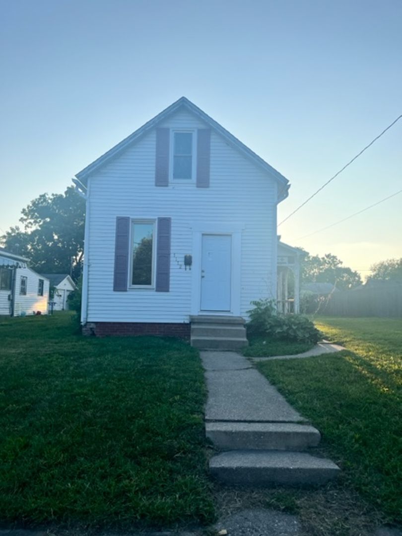 Lafayette House: 1112 S 5th Street