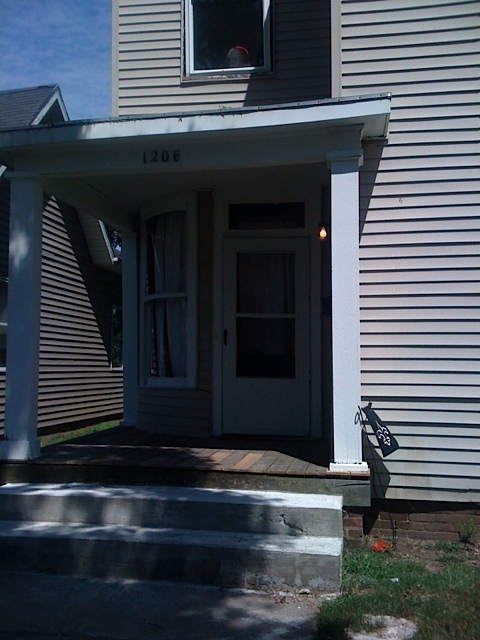 Lafayette Apartment: 1206 Heath Street