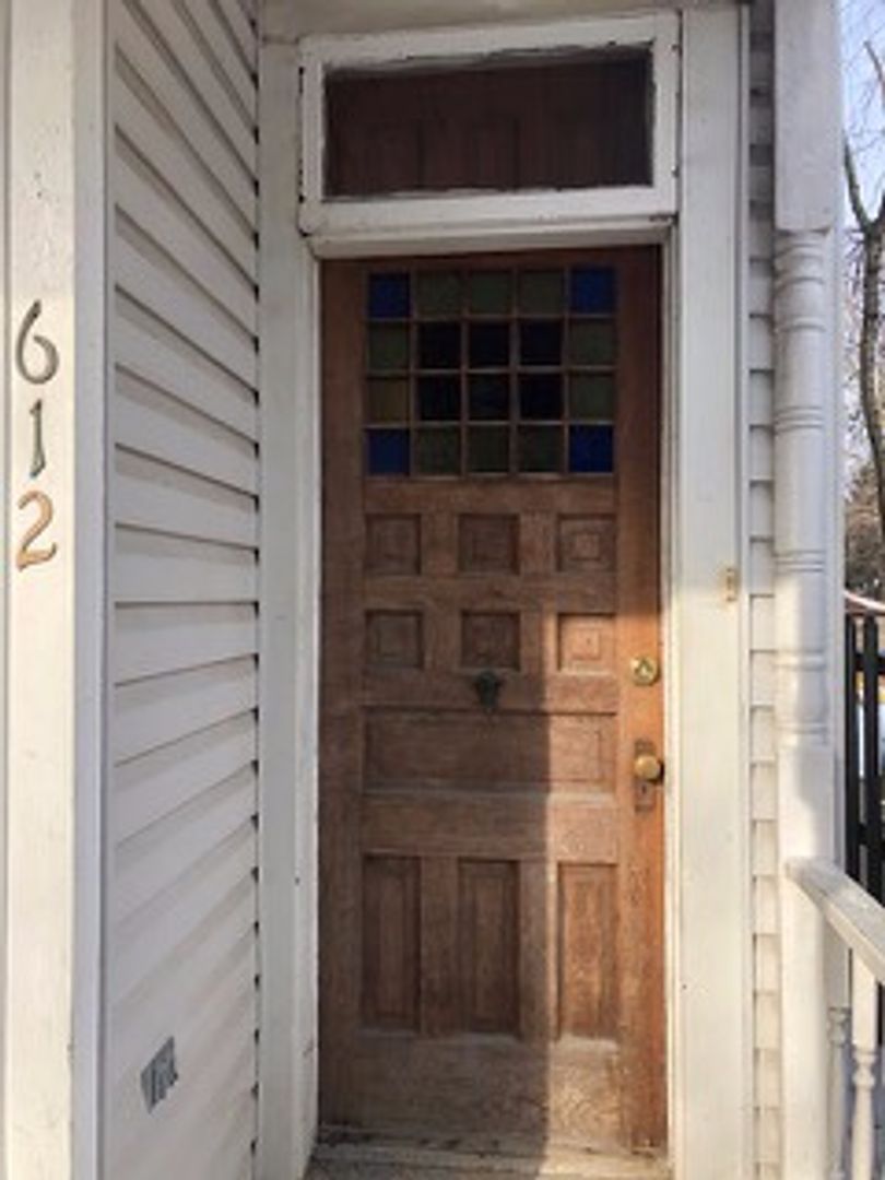 Lafayette Apartment: 612-616 South 10th Street