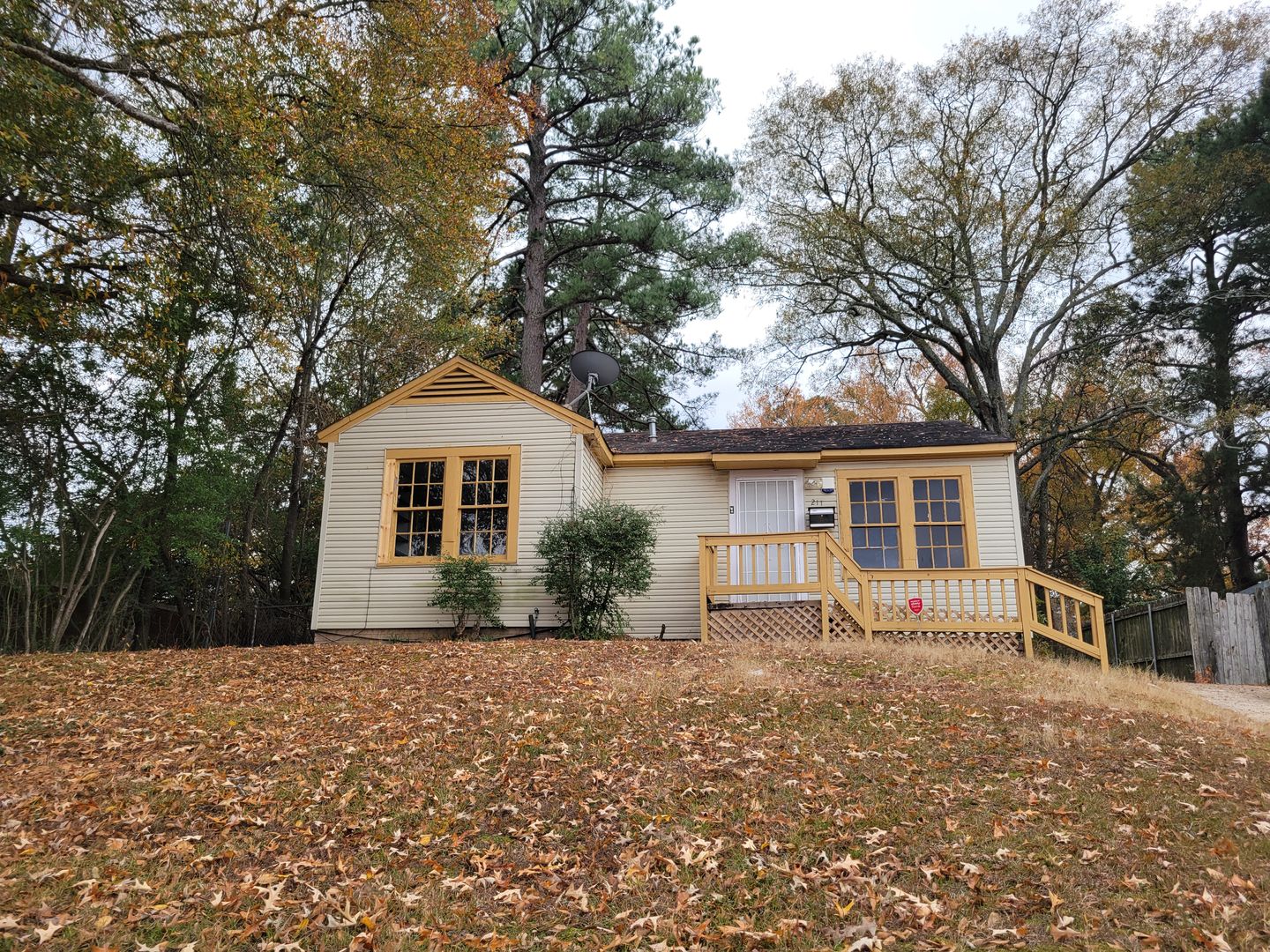 Shreveport House: 211 Wichita St