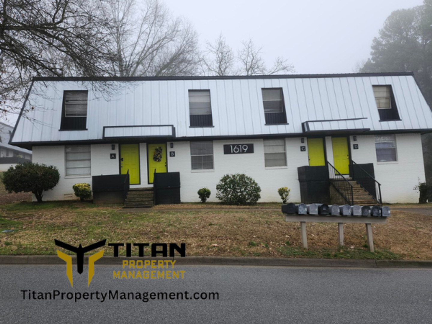 Benton Apartment: 1619 Longview St. Apt B
