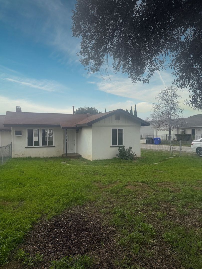 Yucaipa Apartment: 12174 2nd St