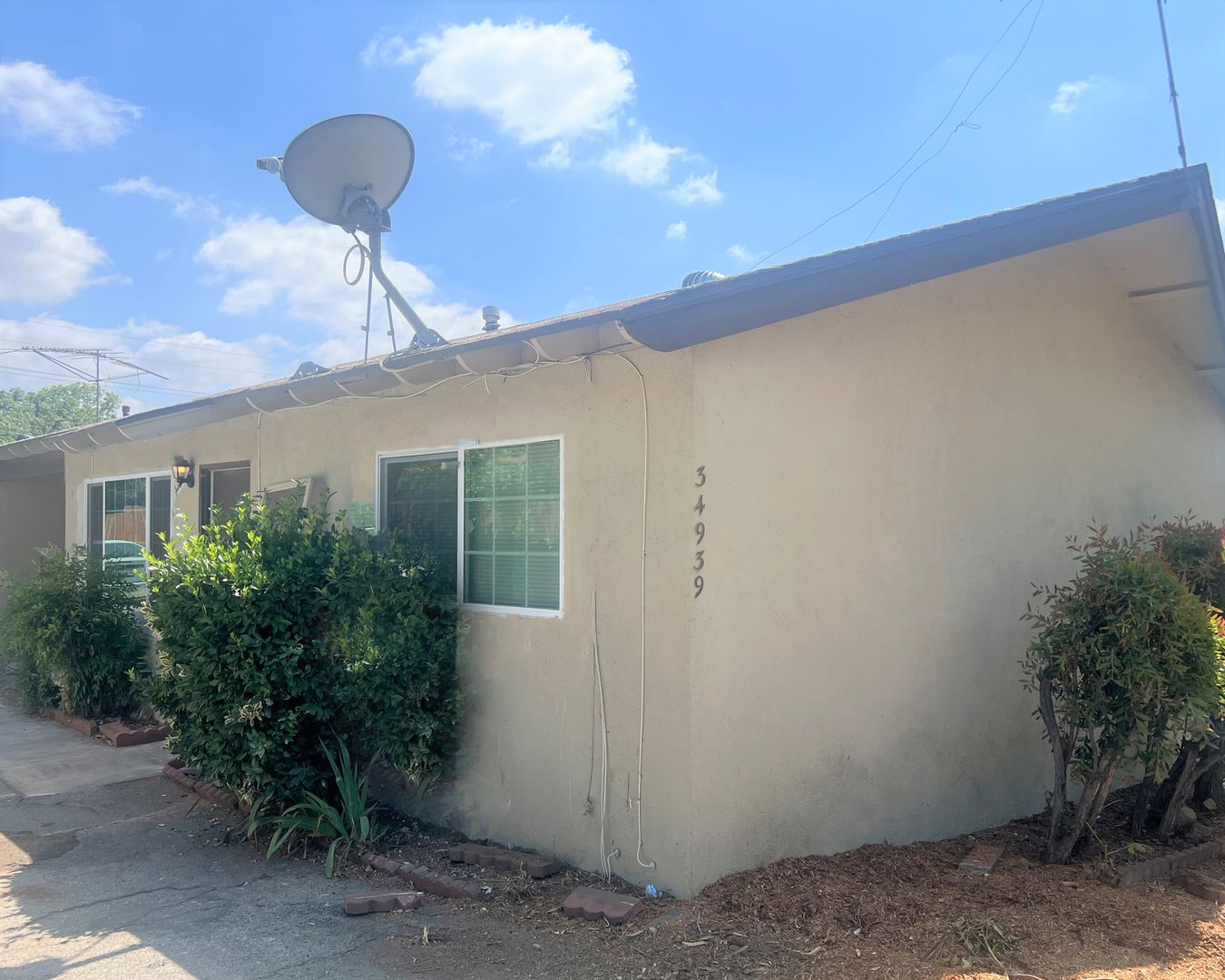 Yucaipa Apartment: 34939 Cedar Ave