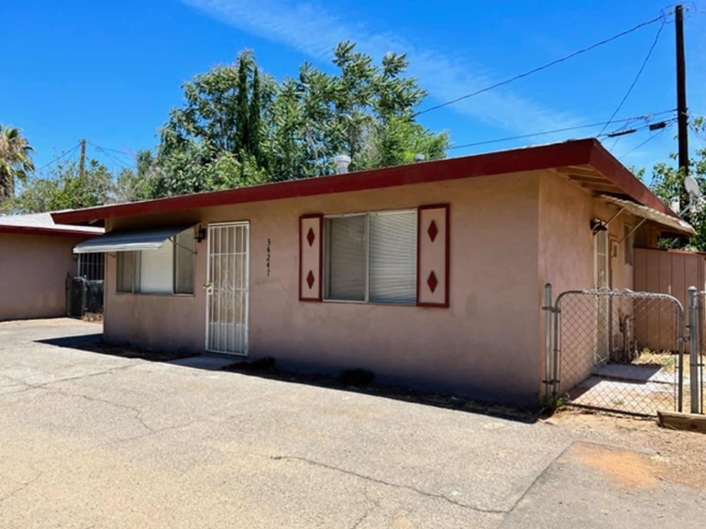 Yucaipa Apartment: 34241-49 Avenue J