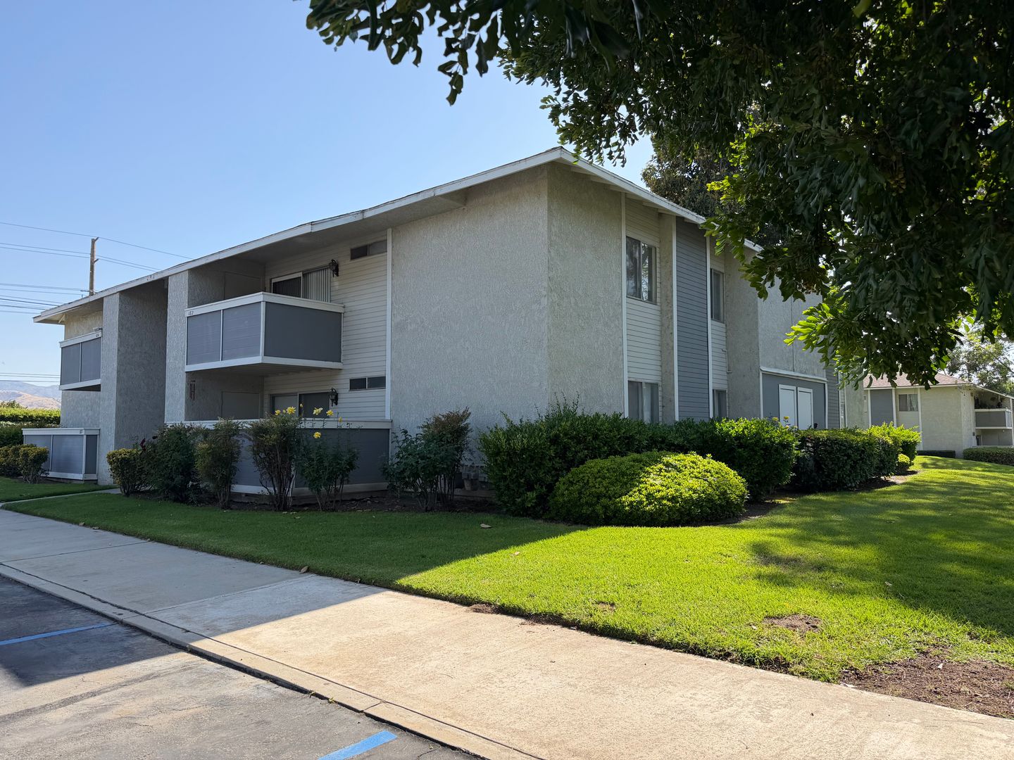Redlands House: 26200 Redlands Blvd #182