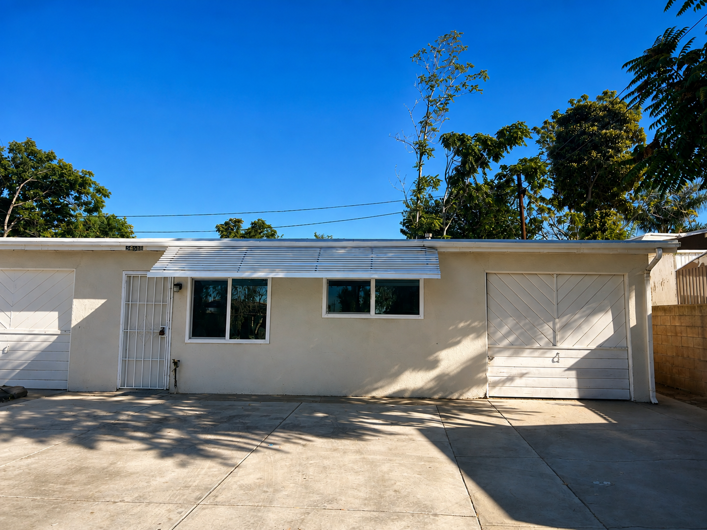 Yucaipa Apartment: 34584-88 Cedar Ln