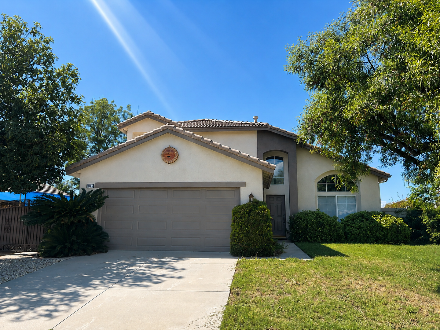 Beaumont House: 1045 Willmont Way