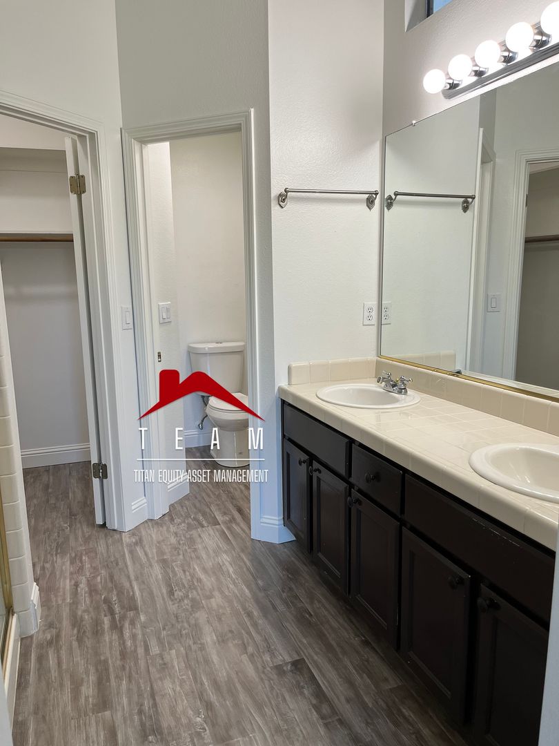 Rocklin House: 5231 Del Vista Way