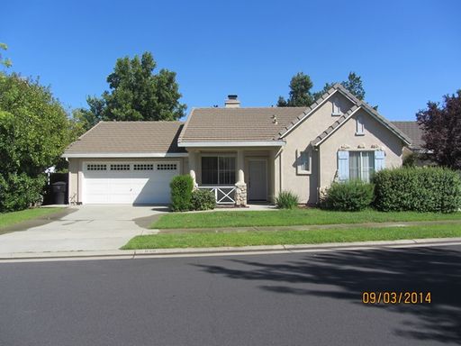 Great home available now – photo 1