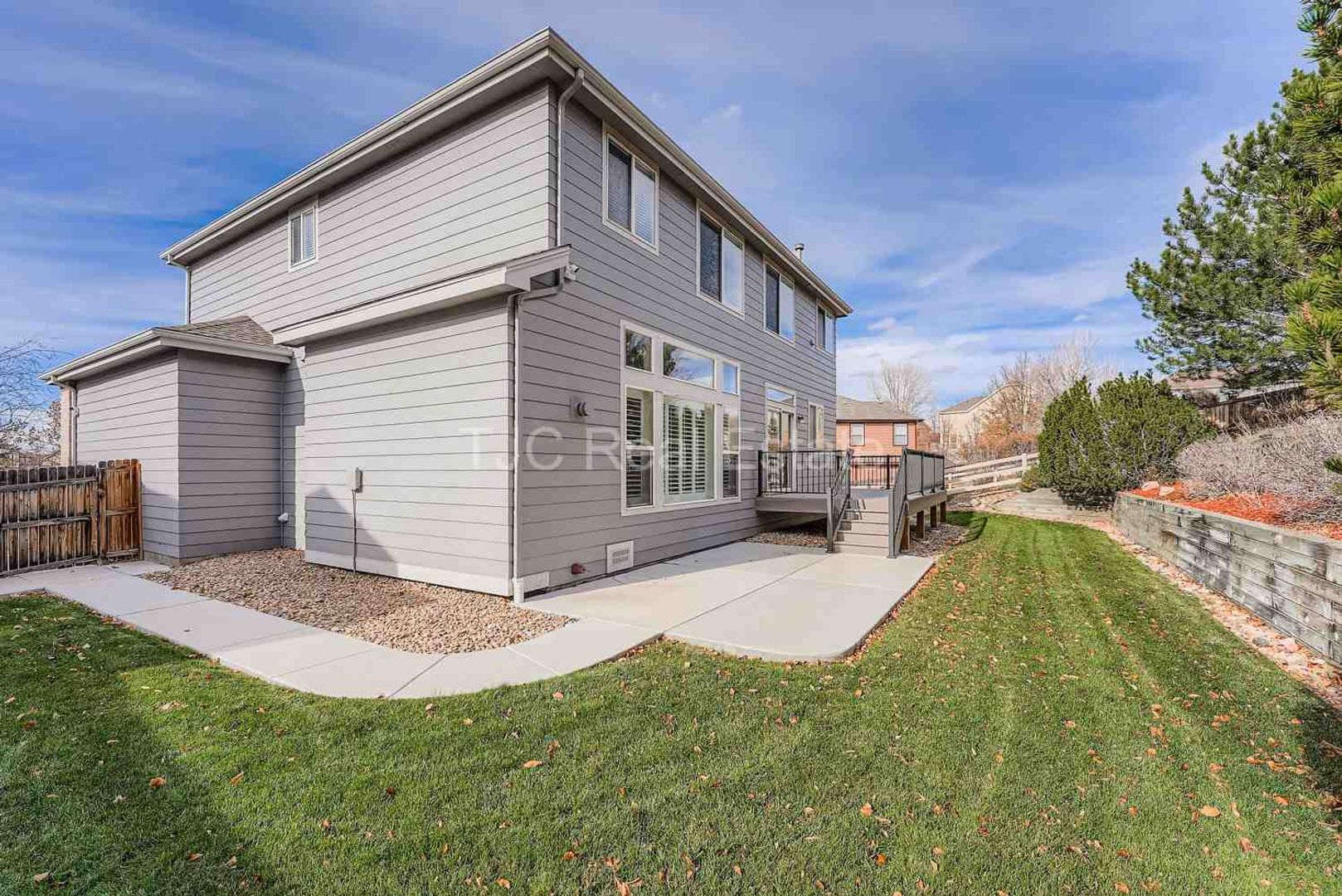 Aurora House: 6212 S Valdai Ct