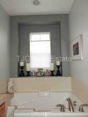 8410 E 29th Ave, Denver, CO 80238