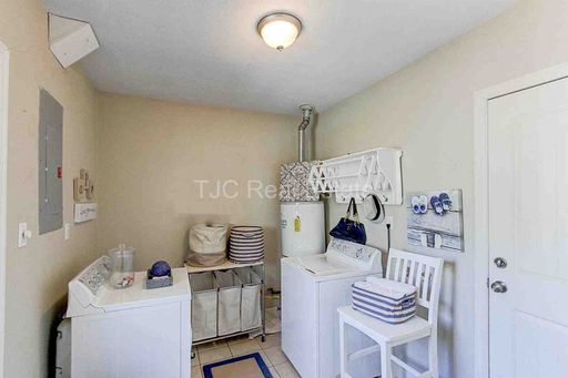 795 Salem Street, Aurora, CO 80011