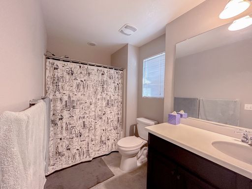 8056 E 53rd Dr, Denver, CO 80238