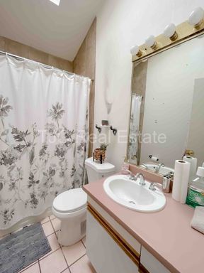 1939 Olive St., Denver, CO 80220