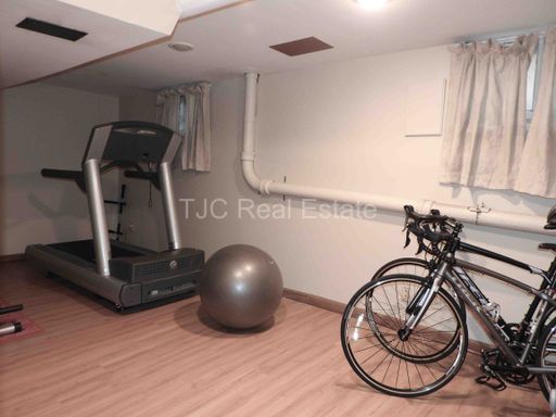 2322 Cherry Street, Denver, CO 80207