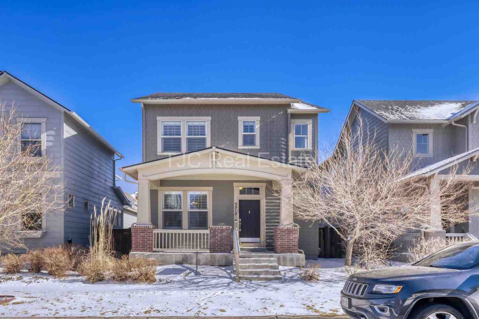 Denver House: 5512 N Wabash St