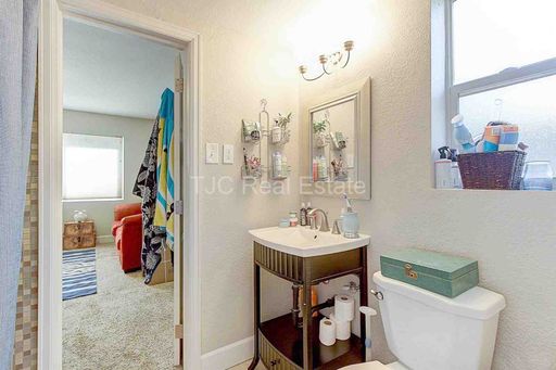 795 Salem Street, Aurora, CO 80011