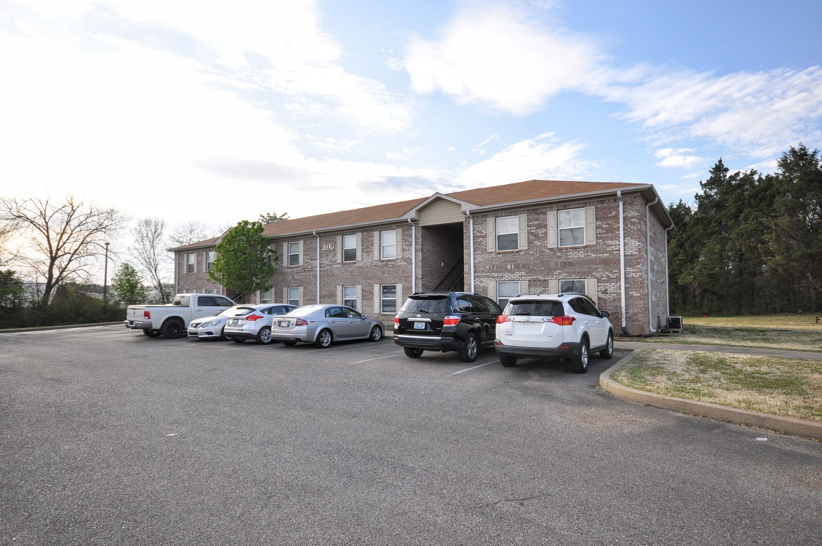 Murray Apartment: 1121 Transit Way