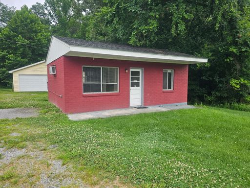 Cottage Near KY Lake