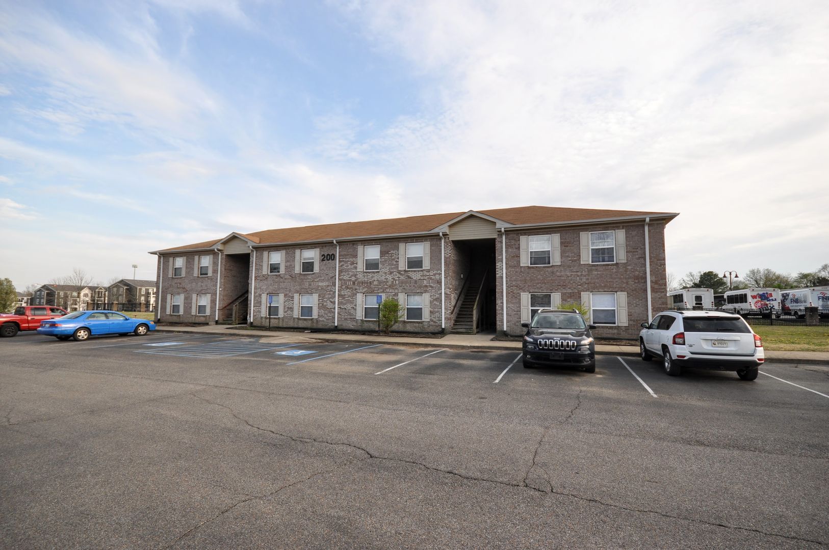Murray Apartment: 1121 Transit Way