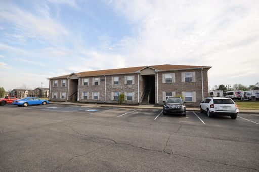 2-bedroom, 1-bathroom downstairs apartment