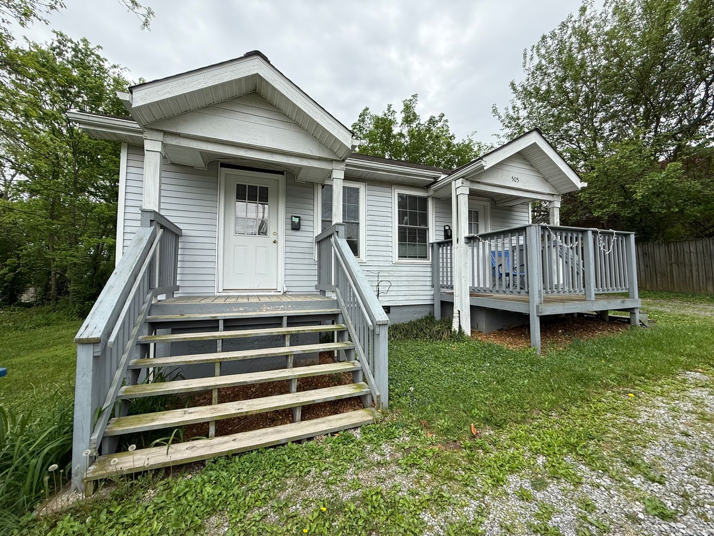 Murray Apartment: 505 Vine Street