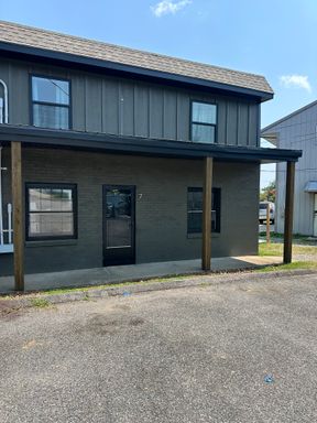 Newly remodeled 2 bedroom