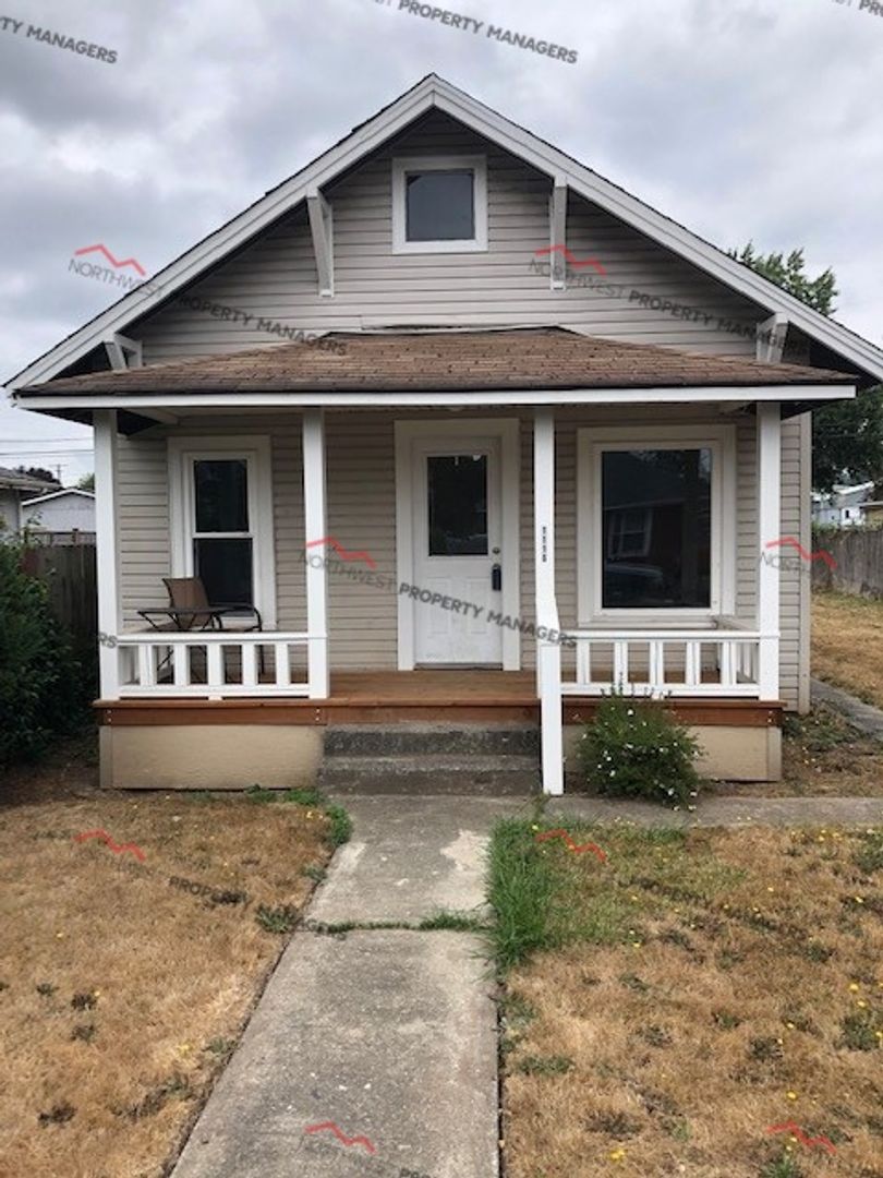 Centralia House: 1116 F Street