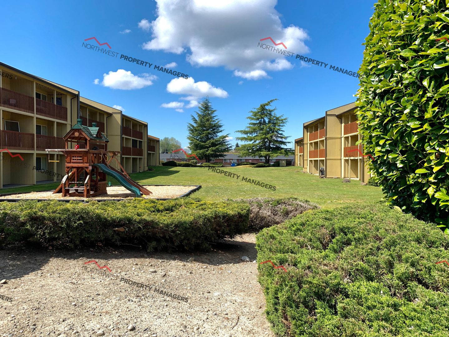 Lakewood Apartment: 4702 108th Street SW-A