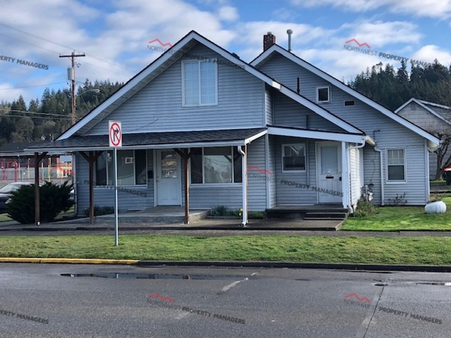 Chehalis Apartment: 314-320 S.W. Cascade Ave/171 SW 3rd St.