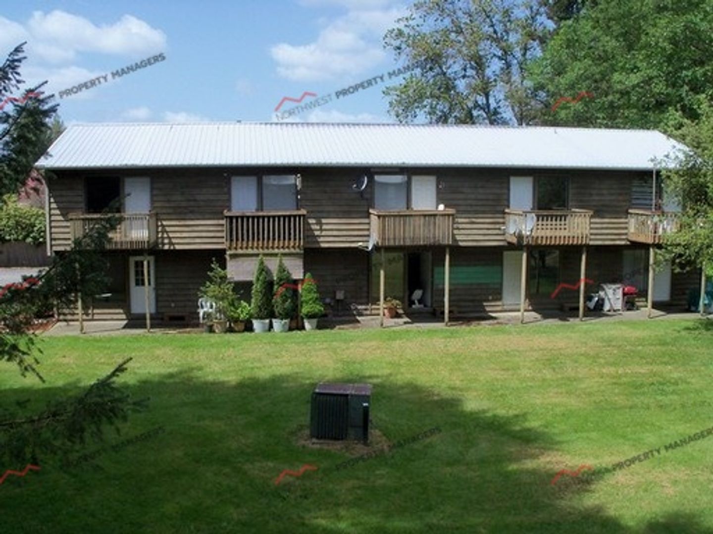 Onalaska Apartment: 197 3rd St E