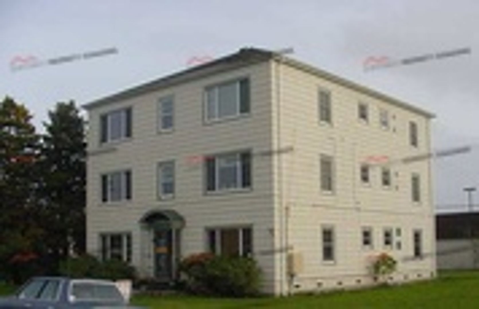 Aberdeen Apartment: 509 West Market