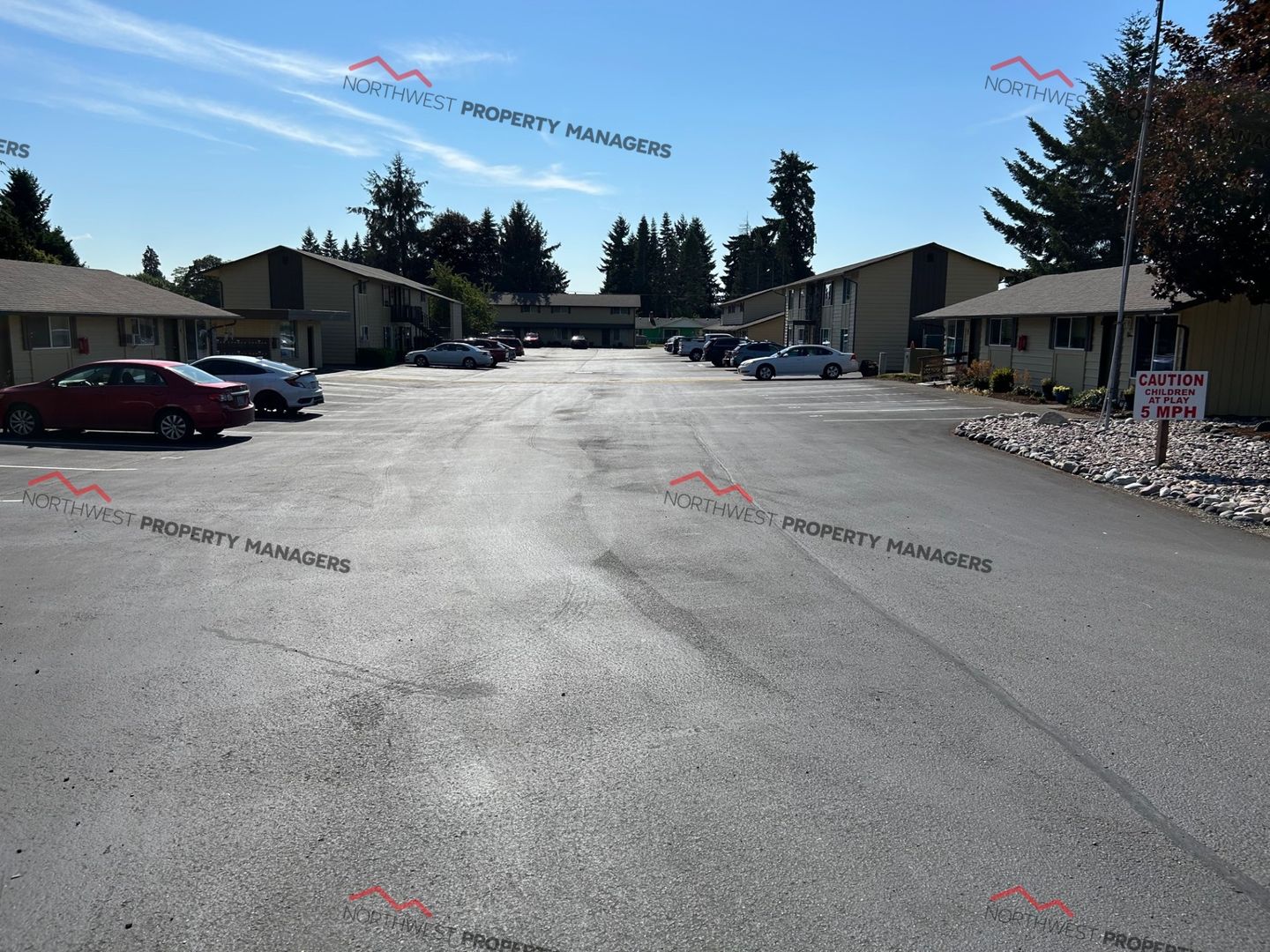 Centralia Apartment: 2227 Harrison Ave 1-36