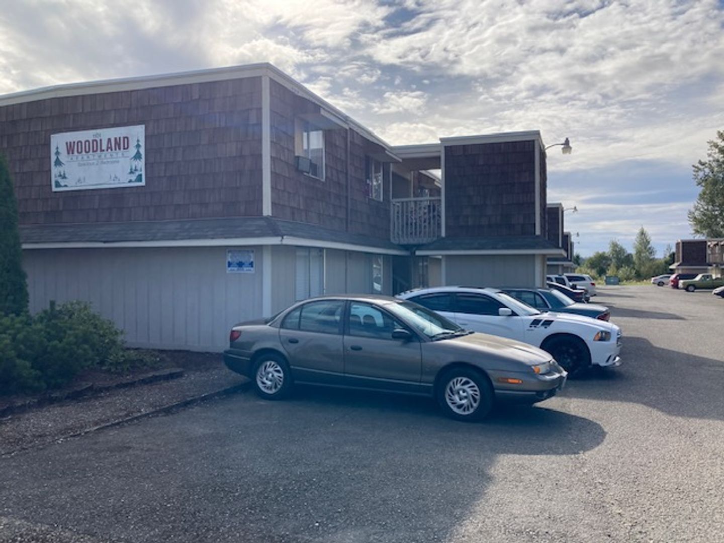 Centralia Apartment: 1101 Woodland Ave.