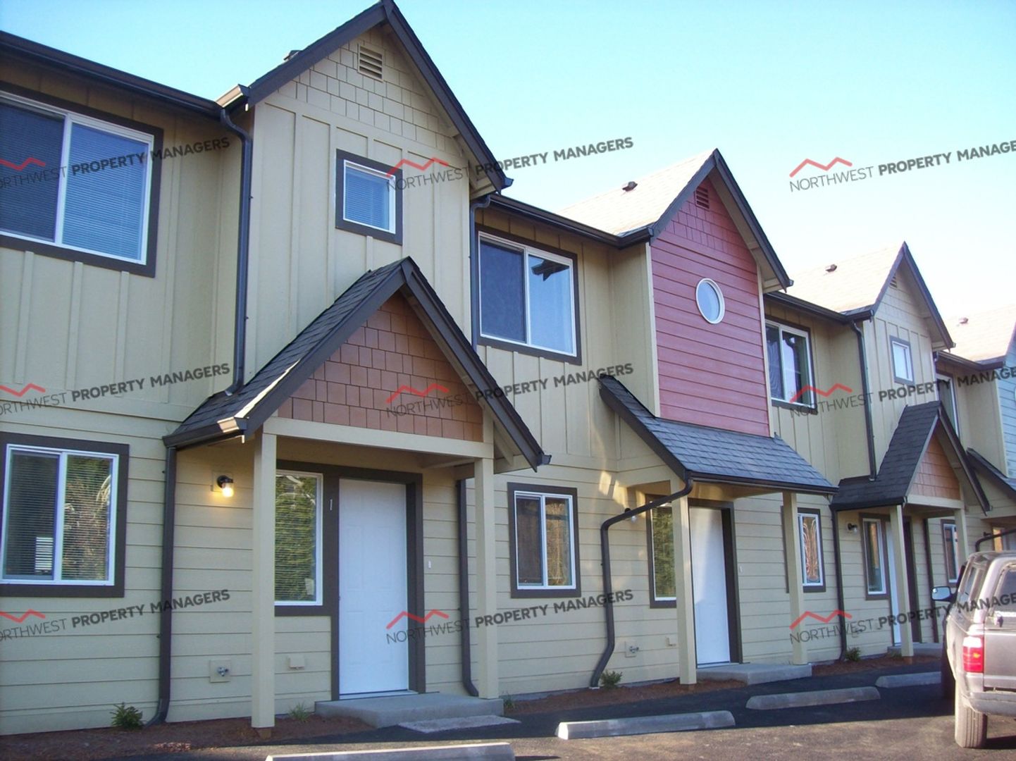 Chehalis Apartment: 2277 SW Salsbury Ave