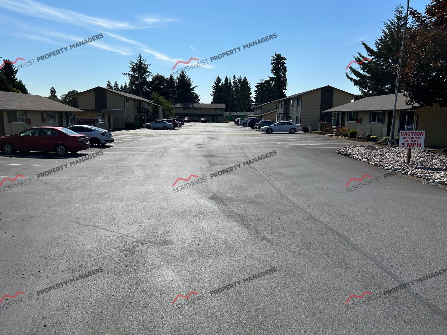 Centralia Apartment: 2227 Harrison Ave 1-36