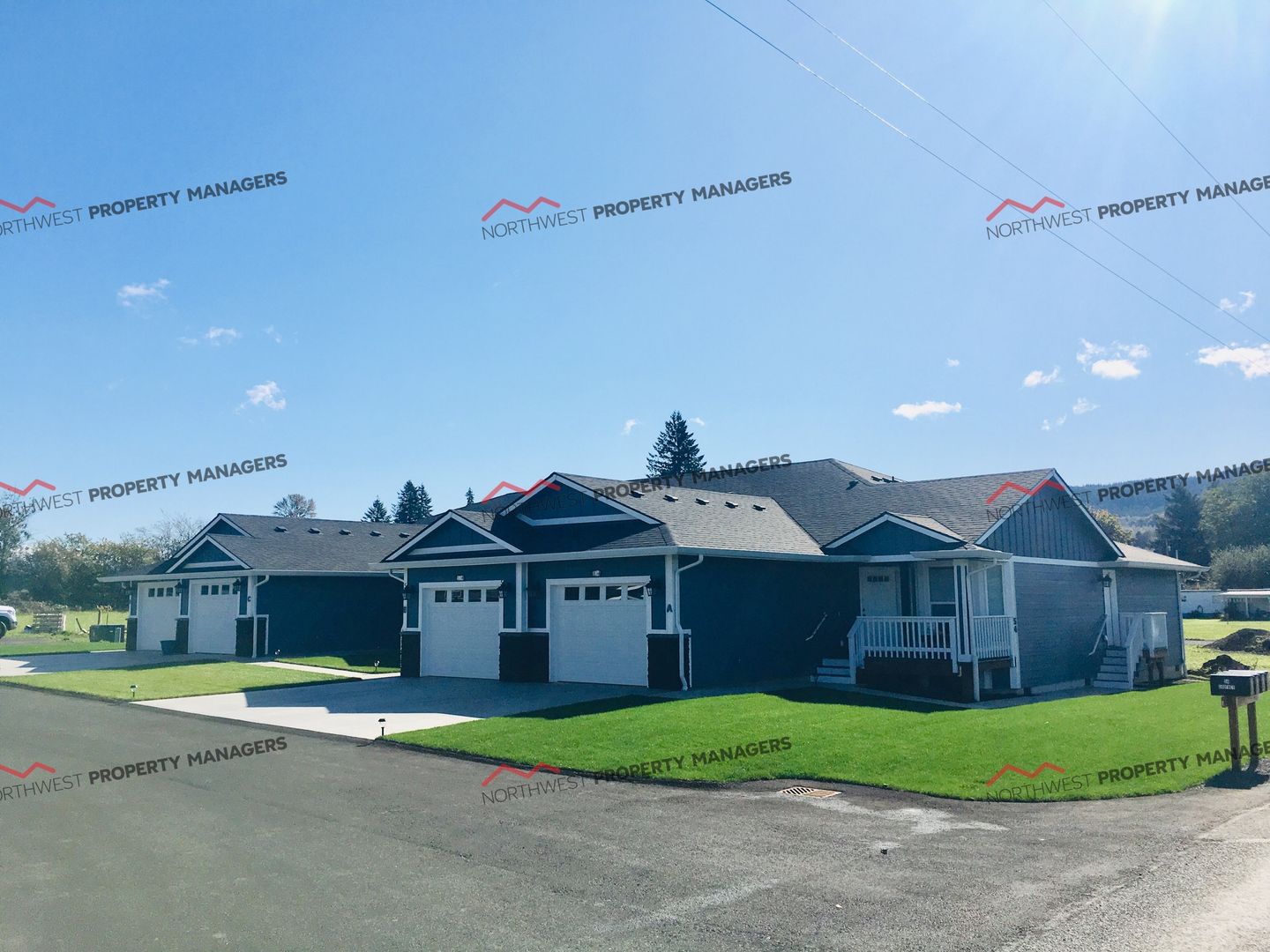 Mossyrock Apartment: 52-54 Godfrey Rd