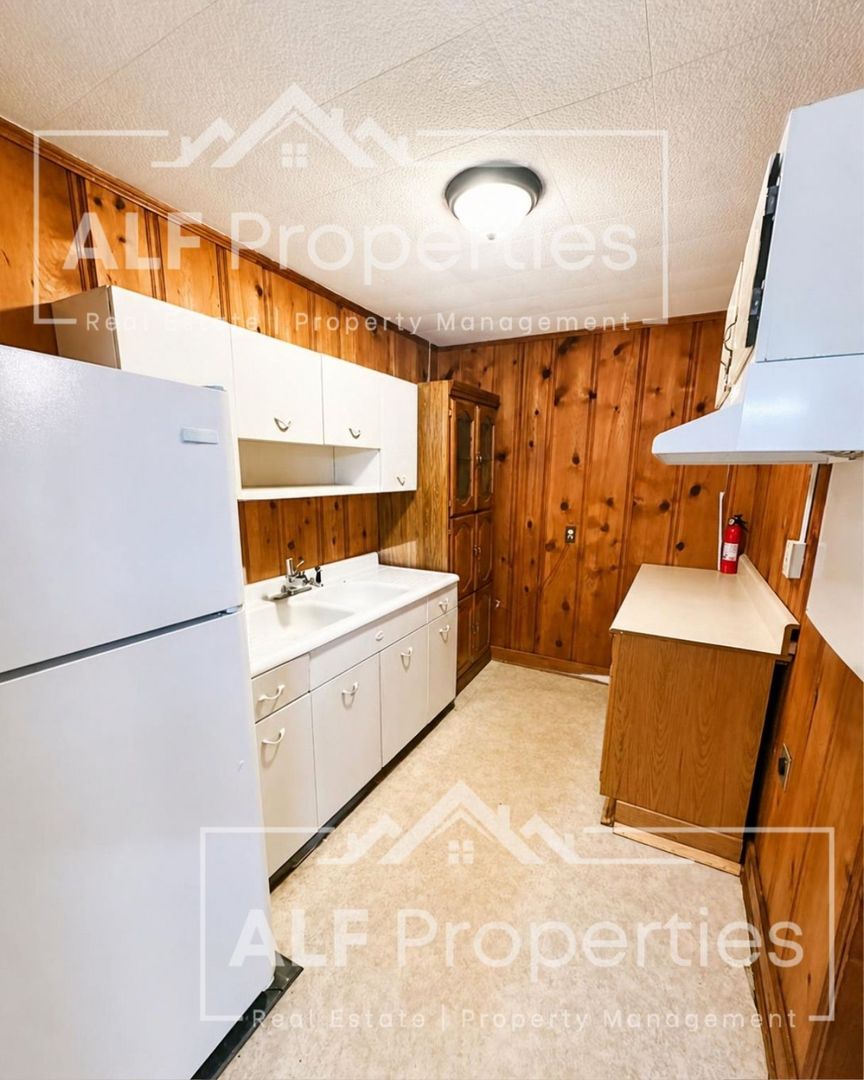2435 Westover Drive 4 of 12