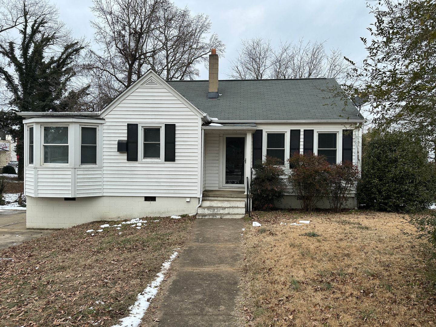 Henderson House: 1520- A Glover Street