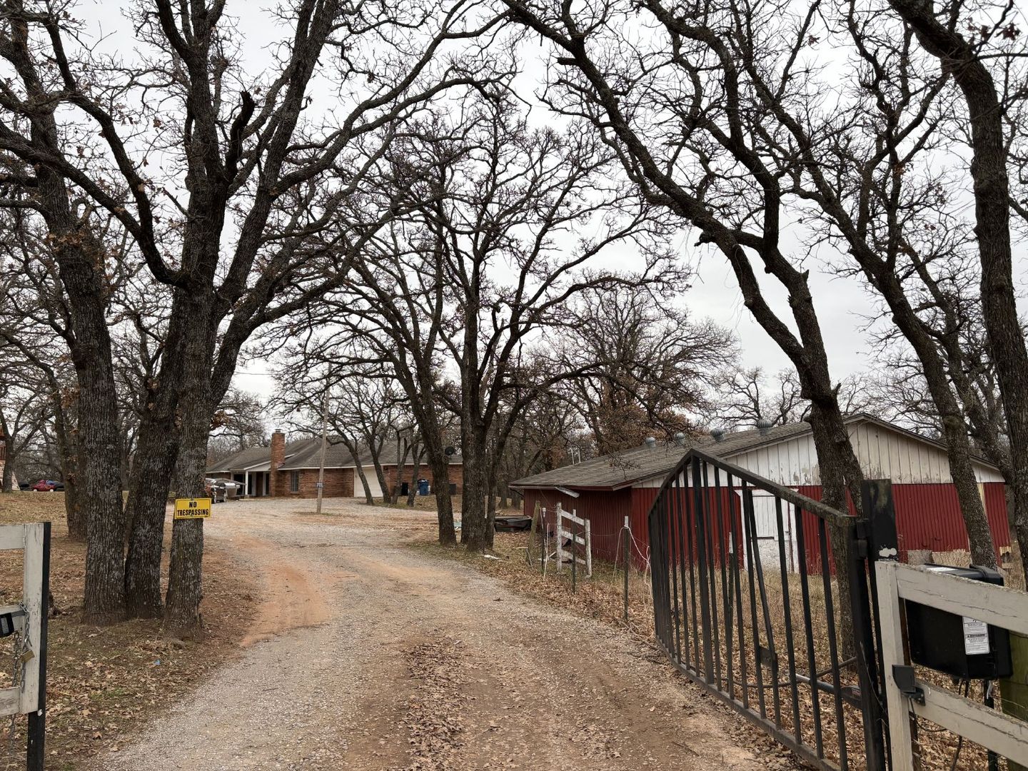 Arcadia House: 8520 East Covell Road