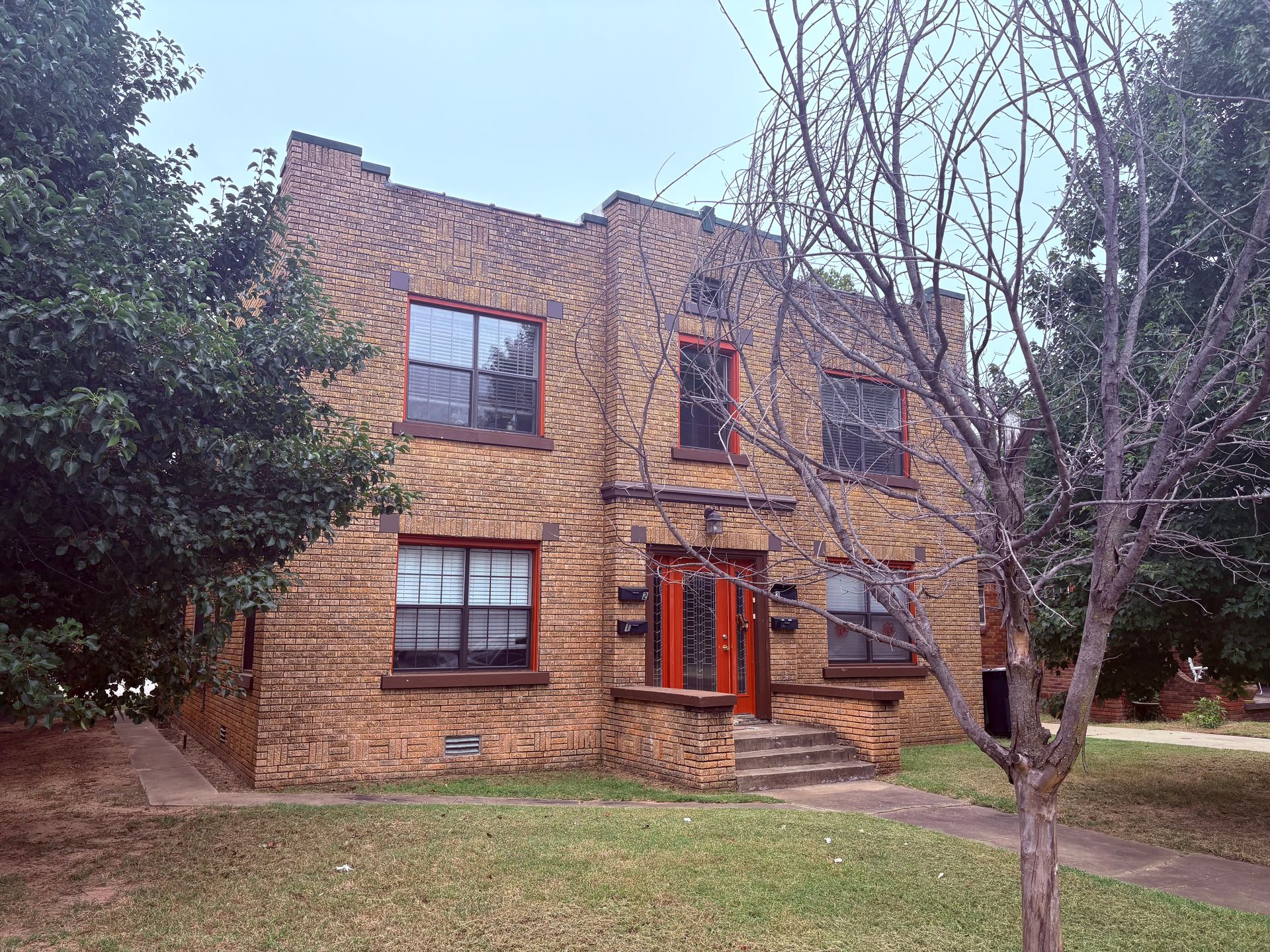 Oklahoma City Apartment: 2600 N.W. 12th St.