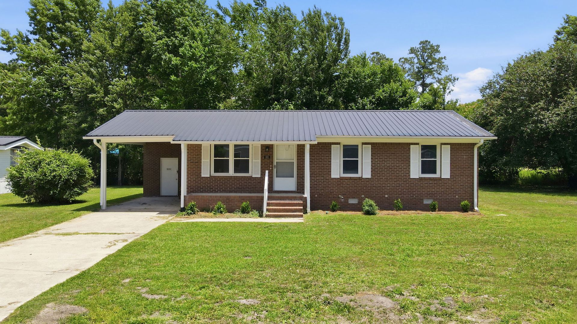 Bayboro House: 101 N Water Street