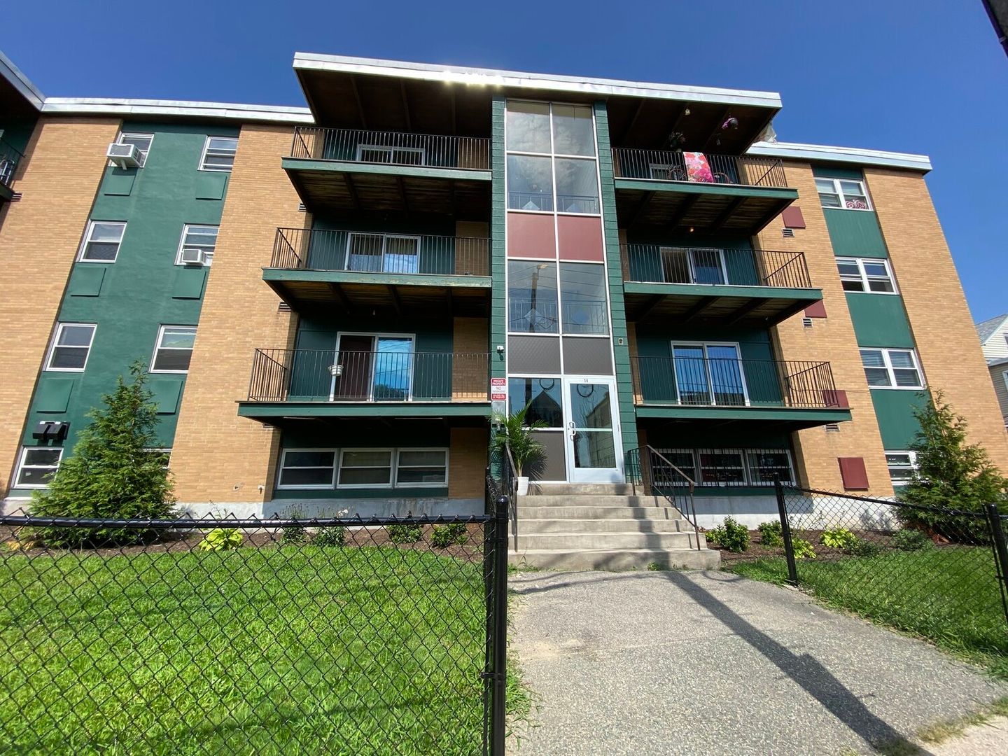 Dorchester Apartment: 56-58 Bowdoin Ave