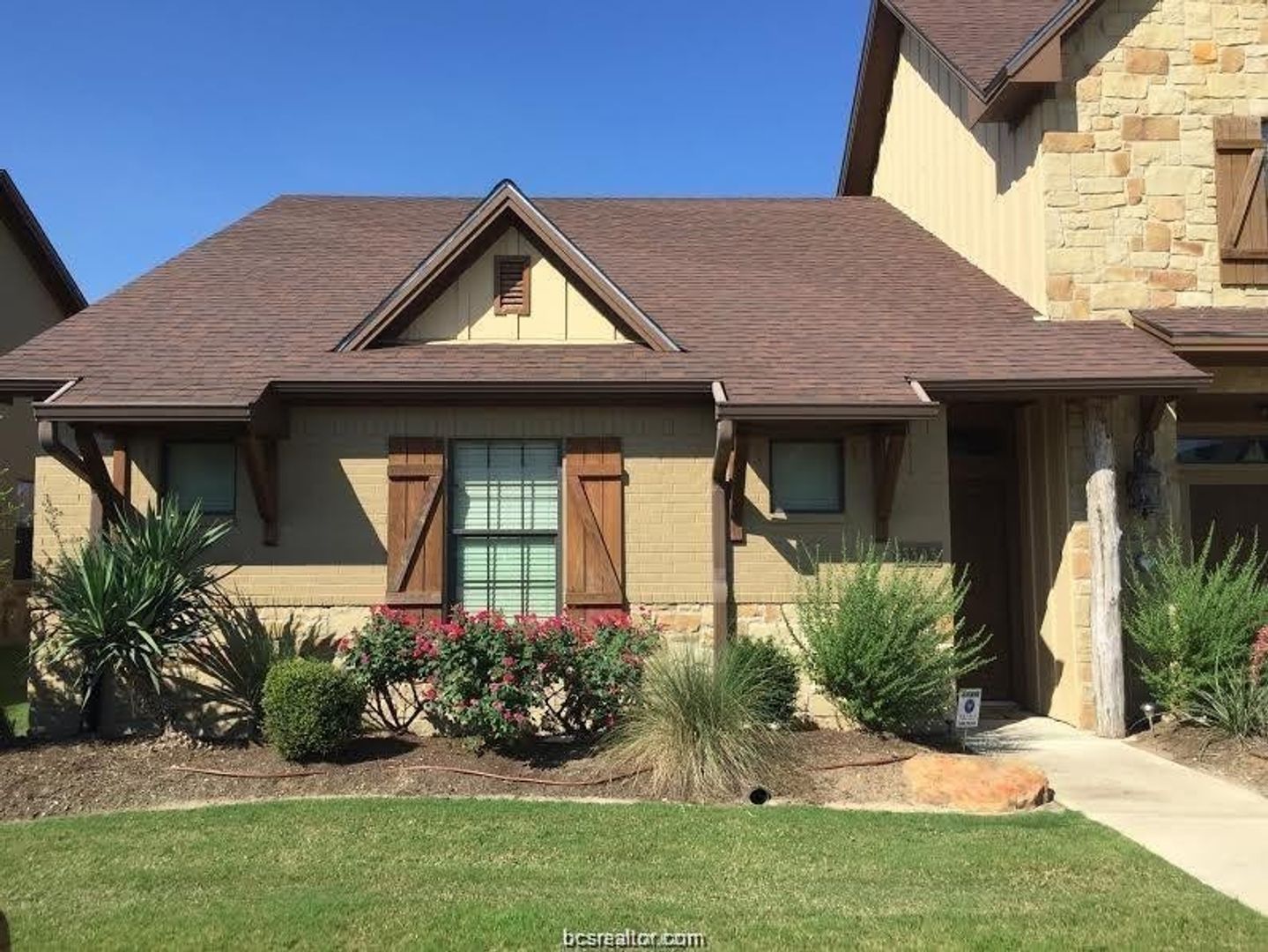 College Station Townhome: 3208 Travis Cole Avenue